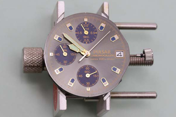 watch dial restoration